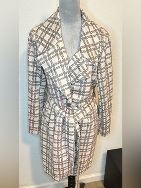 Solitaire Houndstooth Belted Coat Womens Medium Beige Gray Trench Jacket